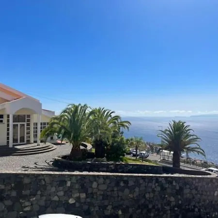 Comfy & Joyful Oceanview Retreat