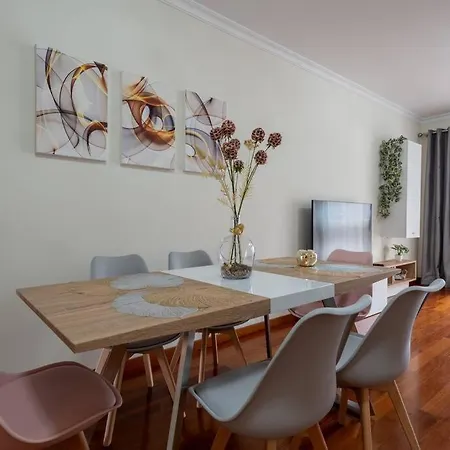 Lägenhet Comfy & Joyful Oceanview Retreat Caniço