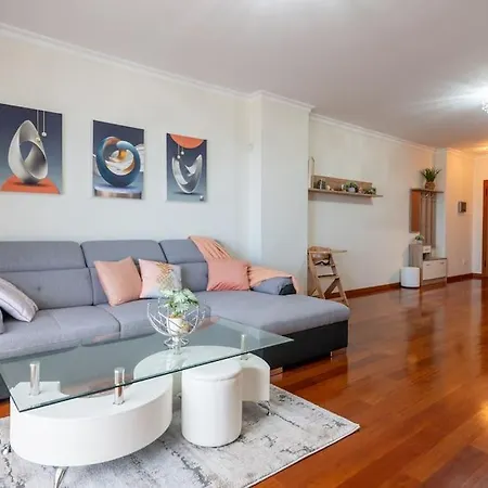 Comfy & Joyful Oceanview Retreat Lägenhet