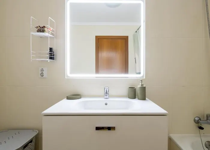 Comfy & Joyful Oceanview Retreat * カニコ