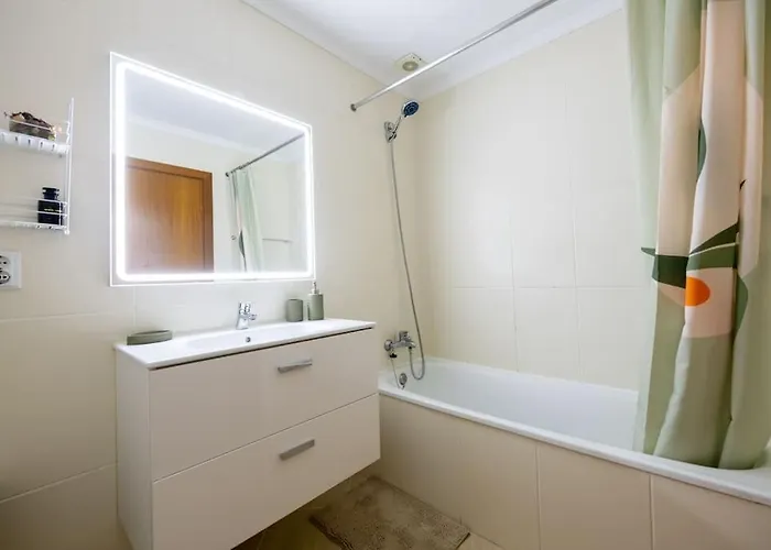 Comfy & Joyful Oceanview Retreat * カニコ